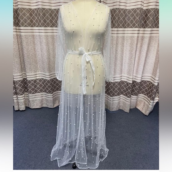 Pearl Robe - Picture 2 of 5